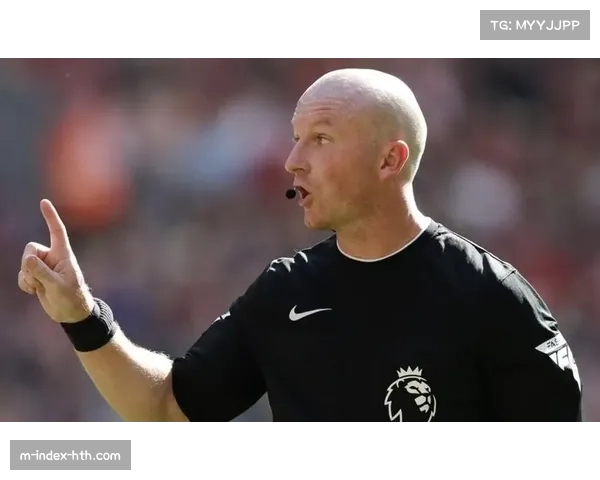 利物浦对布伦特福德比赛 主裁胡珀因病中途退场